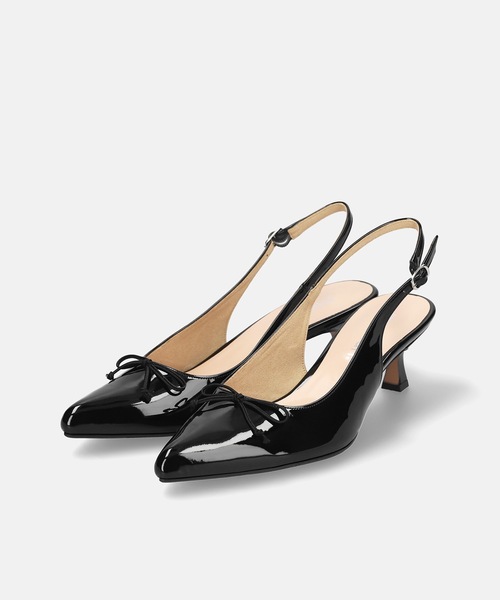 MAMIAN（マミアン）の「ポインテッドトゥ バックストラップ バレエミュール (5.5cmヒール)（パンプス・レディース・シルバー/ブラック・S/M/LL/L）」の12枚目の写真