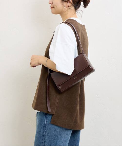 JOURNAL STANDARD（ジャーナルスタンダード）の「《追加》ウールライクVネックベスト（ベスト・レディース・ブラック/ブラウン・FREE）」の19枚目の写真