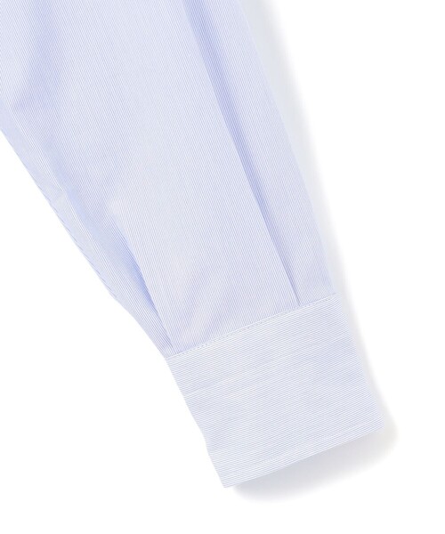 J.PRESS(ジェイプレス)の「【Single Needle Tailoring / 形態安定】マイクロストライプ シャツ / B.D.(シャツ/ブラウス・メンズ・ネイビー系1・首回り42cm-裄丈86cm/首回り41cm-裄丈85cm/首回り40cm-裄丈85cm/首回り39cm-裄丈84cm/首回り38cm-裄丈84cm/首回り37cm-裄丈82cm/首回り43cm-裄丈86cm)」の6枚目の写真