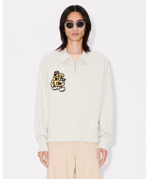 KENZO(ケンゾー)の「'KENZO by Verdy' エンブロイド スウェット(スウェット・メンズ・グレー系その他・SMALL/LARGE/MEDIUM/X-LARGE)」の3枚目の写真