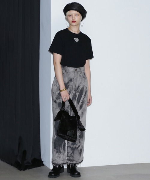 ROSE BUD（ローズバッド）の「ベロアギャザー巾着バッグ（ハンドバッグ・レディース・ブラック/ピンク・ONE SIZE）」の3枚目の写真