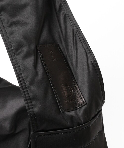 yorozu(ヨロズ)の「【別注】yorozu / CO-TECH MANGA SHOULDER(ショルダーバッグ・メンズ・ブラック・ONE SIZE)」の5枚目の写真