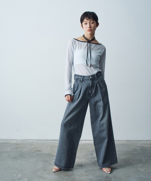 CODE A(コードエー)の「◆bicolor neck design tops(Tシャツ/カットソー・レディース・ブルー系9/ホワイト系5/チャコール・00)」の10枚目の写真