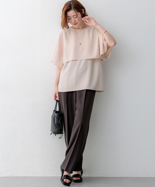 23区（ニジュウサンク）の「ストレッチジョーゼット  ケープデザイン カットソー（Tシャツ/カットソー・レディース・ホワイト系/スモーキーグリーン系/ネイビー系/ダークブラウン系/ベージュ系/ブラック系/ピンク/ライトブルー・38）」の10枚目の写真