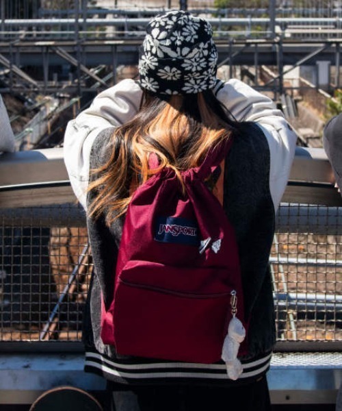 JANSPORT(ジャンスポーツ)の「JanSport/ジャンスポーツ ナップサック DRAW SACK ドローサック RUSSET RED JS0A83LQ04S(バックパック/リュック・メンズ・エンジ・FREE)」の3枚目の写真
