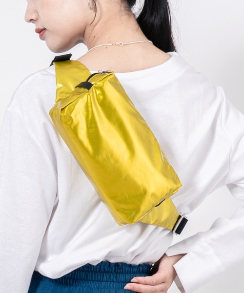 Jack Gomme（ジャックゴム）の「【JACK GOMME/ジャックゴム】ナイロン ボディバッグ ウェストポーチ ウェストバッグ BLOOM（ボディバッグ/ウエストポーチ・レディース・ホワイト/ゴールド/レッド/ライトブルー/ライトイエロー/ブルー/ブラック/カーキ/アイボリー/ガンメタ/ブラウン/オレンジ/イエロー/レッド系その他/ブルー系その他・FREE）」の9枚目の写真