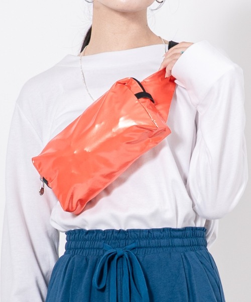 Jack Gomme（ジャックゴム）の「【JACK GOMME/ジャックゴム】ナイロン ボディバッグ ウェストポーチ ウェストバッグ BLOOM（ボディバッグ/ウエストポーチ・レディース・ホワイト/ゴールド/レッド/ライトブルー/ライトイエロー/ブルー/ブラック/カーキ/アイボリー/ガンメタ/ブラウン/オレンジ/イエロー/レッド系その他/ブルー系その他・FREE）」の13枚目の写真