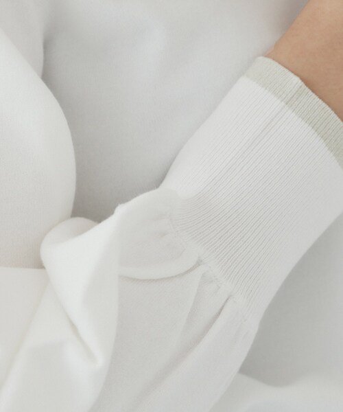 index（インデックス）の「パーツ付きハートネックニットトップス【洗濯機洗い可】（ニット/セーター・レディース・サンドベージュ/パープル/ネイビー/オフホワイト・38/42/40/36）」の8枚目の写真