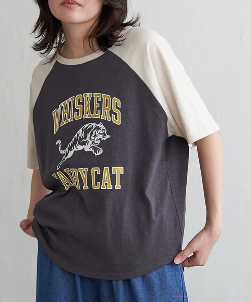 VENCEEXCHANGE（ヴァンスエクスチェンジ）の「WHISKERSラグランTシャツ（Tシャツ/カットソー・レディース・オフホワイト/アイボリー/チャコール・FREE）」の3枚目の写真