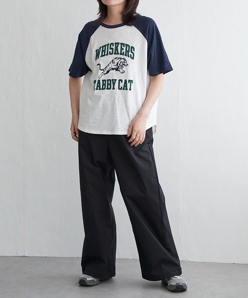 VENCEEXCHANGE（ヴァンスエクスチェンジ）の「WHISKERSラグランTシャツ（Tシャツ/カットソー・レディース・オフホワイト/アイボリー/チャコール・FREE）」の5枚目の写真