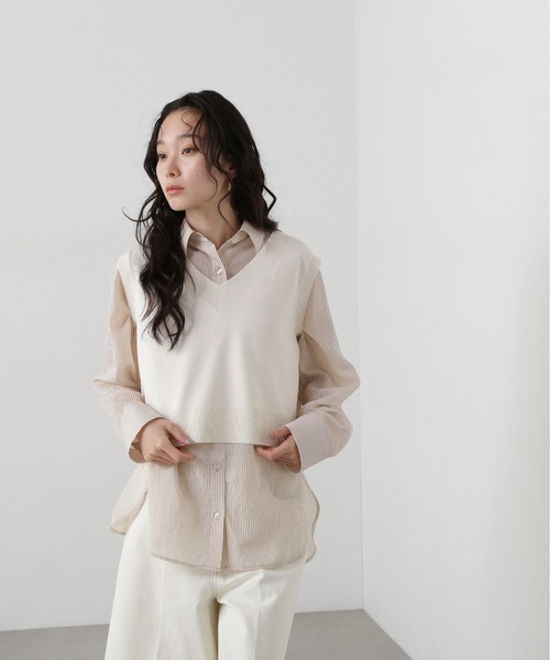 N.(N. Natural Beauty Basic)(エヌエヌナチュラルビューティーベーシック)の「Vネックショートベスト(ベスト・レディース・ブラック/オフホワイト/ベージュ・MEDIUM)」の6枚目の写真