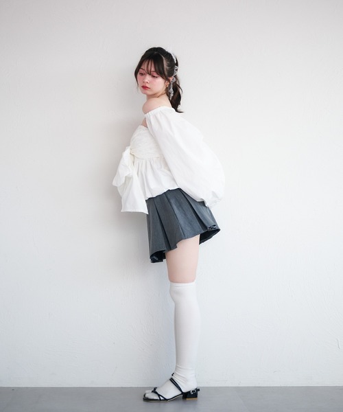 fupel(フぺル)の「2way balloon peplum ribbon blouse / 2way バルーンペプラムリボンブラウス(シャツ/ブラウス・レディース・ブラック/チャコールグレー/オフホワイト・FREE)」の15枚目の写真