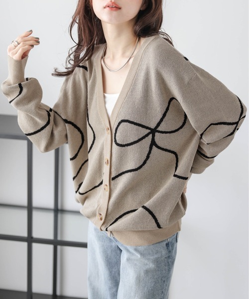 AMELY（エミリー）の「リボンラインニットカーディガン（カーディガン/ボレロ・レディース・ベージュ/グレー/ブラック/アイボリー・フリー）」の2枚目の写真