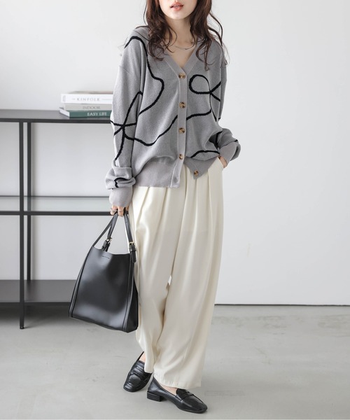 AMELY（エミリー）の「リボンラインニットカーディガン（カーディガン/ボレロ・レディース・ベージュ/グレー/ブラック/アイボリー・フリー）」の7枚目の写真