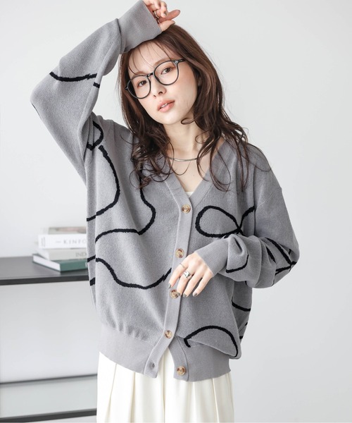 AMELY（エミリー）の「リボンラインニットカーディガン（カーディガン/ボレロ・レディース・ベージュ/グレー/ブラック/アイボリー・フリー）」の10枚目の写真