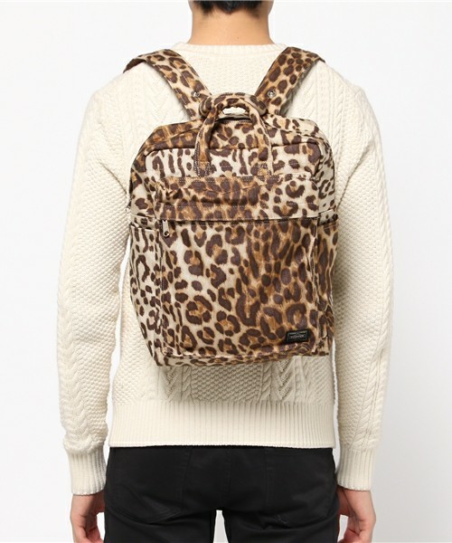 HEAD PORTER(ヘッドポーター)の「LEOPARD/2WAY BAG(バックパック/リュック・メンズ・レオパード・FREE)」の1枚目の写真
