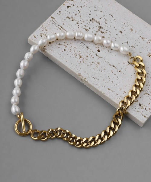 abaskdesign（アバスクデザイン）の「金属アレルギー対応  淡水パール&喜平チェーンチョーカーネックレス（チョーカー・レディース・ゴールド・FREE）」の4枚目の写真