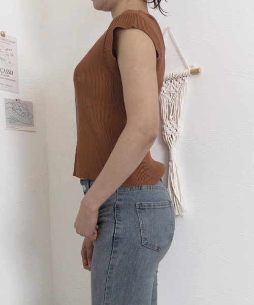 Miniministore(ミニミニストア)の「フレンチスリーブ サマーニット 韓国風(ニット/セーター・レディース・ブラック/ホワイト/ブラウン・FREE)」の17枚目の写真