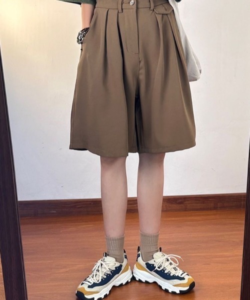 美品 近年 プリーツプリーズ テーパードパンツ ポケット付