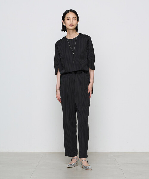 COMME CA（コムサ）の「【ブライトリーセットアップ】サテンストライプ プルオーバー（シャツ/ブラウス・レディース・グレー/ブラック・9号/11号）」の6枚目の写真