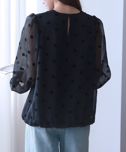 DAY CLOSET(デイ クローゼット)の「レディース 長袖シースルードットバルーンブラウス(シャツ/ブラウス・レディース・ブラック・FREE)」の5枚目の写真