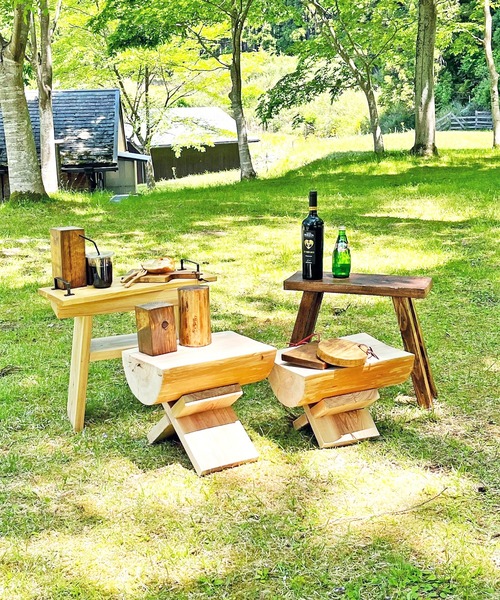 パイン材 アイアンレッグのカフェテーブル ハンドメイド <未来