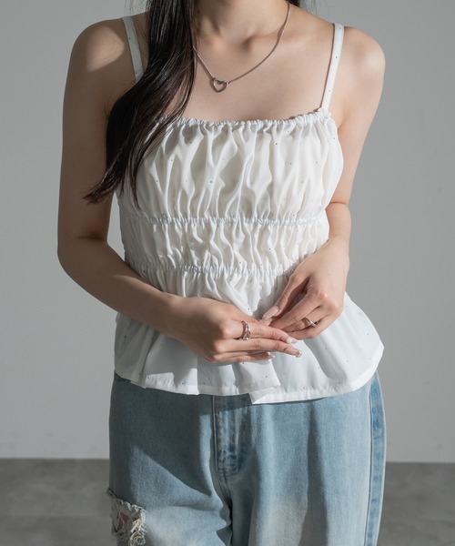 apres jour mignon（アプレジュールミニョン）の「シャーリングビスチェ【ZOZOTOWN限定アイテム】（その他トップス・レディース・オフホワイト/ブラック/レッド/ネイビー/その他・フリー/X-LARGE）」の6枚目の写真