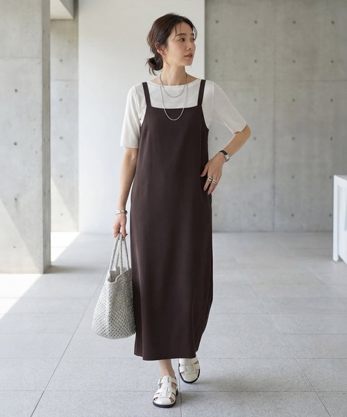 STYLE DELI(スタイルデリ)の「サラッとした5分袖ボートネックニットB(ニット/セーター・レディース・ブラック/ホワイト/イエロー・MEDIUM)」の8枚目の写真