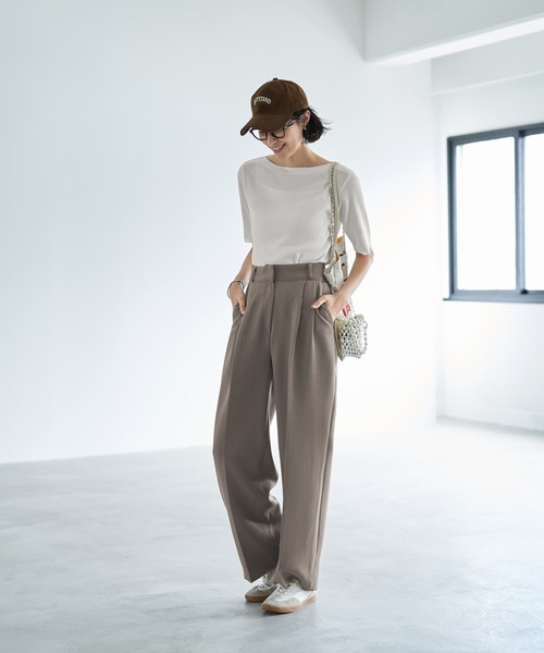 STYLE DELI(スタイルデリ)の「サラッとした5分袖ボートネックニットB(ニット/セーター・レディース・ブラック/ホワイト/イエロー・MEDIUM)」の13枚目の写真