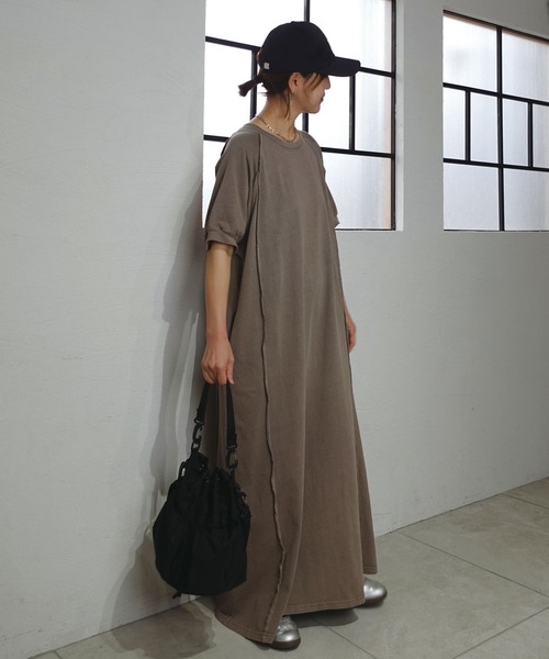 CORNERS by KR（コーナーズバイケーアール）の「【CORNERS by KR】ピグメントデザインカットロングワンピース（ワンピース・レディース・カーキ/ブラック/チャコールグレー・L/M）」の13枚目の写真