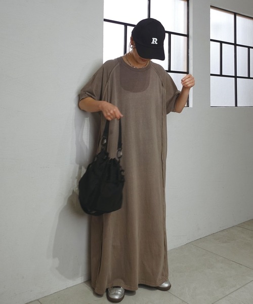 CORNERS by KR（コーナーズバイケーアール）の「【CORNERS by KR】ピグメントデザインカットロングワンピース（ワンピース・レディース・カーキ/ブラック/チャコールグレー・L/M）」の11枚目の写真