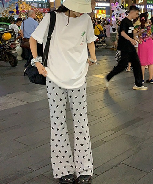 MEMECLE（メメクル）の「【 MEMECLE / メメクル 】スターデザインフレアパンツ（その他パンツ・レディース・グレー・M/L/S）」の3枚目の写真
