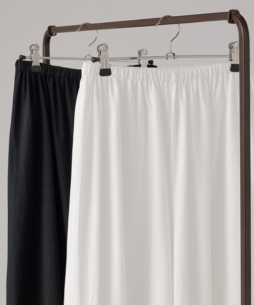 HUG.U（ハグユー）の「重ねて楽しむ 裾レースペチパンツ（その他パンツ・レディース・ブラック/ホワイト・トール丈/レギュラー丈）」の13枚目の写真