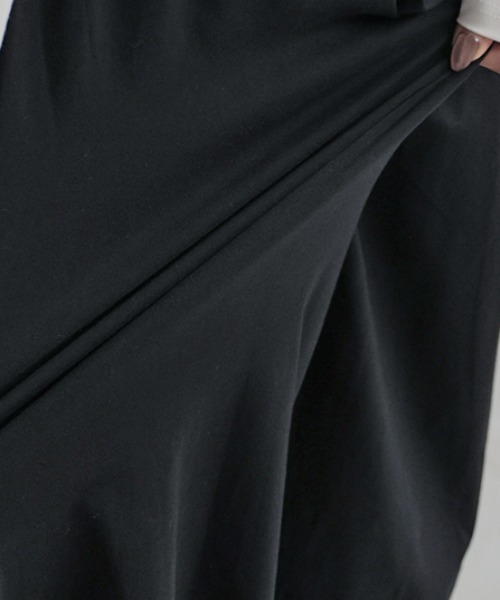 HUG.U（ハグユー）の「重ねて楽しむ 裾レースペチパンツ（その他パンツ・レディース・ブラック/ホワイト・トール丈/レギュラー丈）」の15枚目の写真