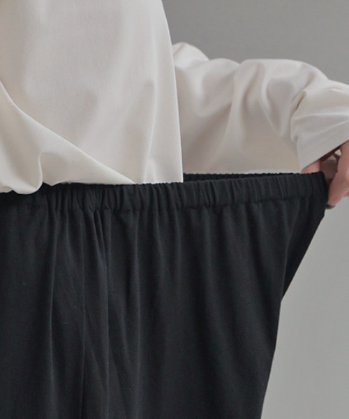 HUG.U（ハグユー）の「重ねて楽しむ 裾レースペチパンツ（その他パンツ・レディース・ブラック/ホワイト・トール丈/レギュラー丈）」の17枚目の写真