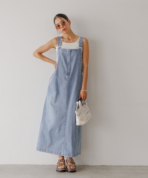 BAYFLOW（ベイフロー）の「ストレッチデニムジャンスカ（ジャンパースカート・レディース・サックスブルー/ブラック・FREE）」の4枚目の写真