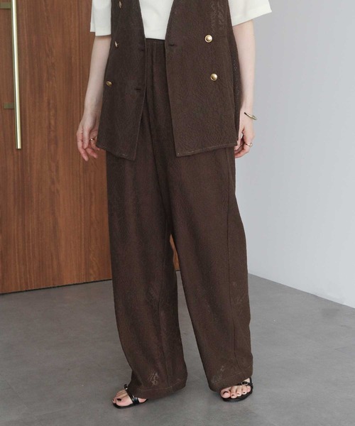 earth music&ecology（アースミュージックアンドエコロジー）の「レースイージーパンツ（その他パンツ・レディース・ブラック/モカ・S/M）」の2枚目の写真