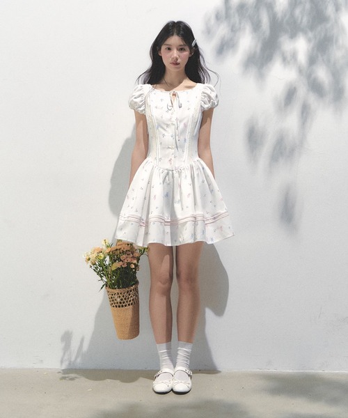 美品✨トッカ　ワンピース　花柄　パフスリーブ　ひざ丈　Aライン　ピンク　2 M TOCCA - トッカの通販 by とみくま♡shop｜トッカならラクマ