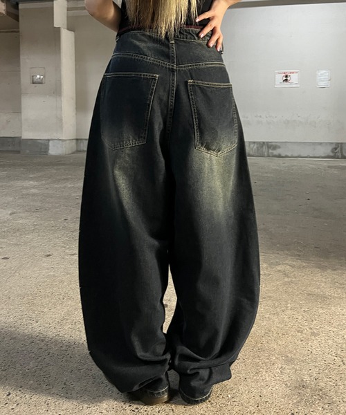 Figments（フィグメンツ）の「サイドスターカーブデニム（デニムパンツ・レディース・ライトブルー・SMALL/MEDIUM）」の6枚目の写真