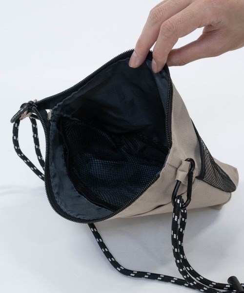 GERRY(ジェリー)の「【Y】〔GERRY/ジェリー〕撥水加工 メッシュポケット サコッシュ(ショルダーバッグ・メンズ・ブラック/チャコールグレー/マルチ/ベージュ・FREE)」の8枚目の写真