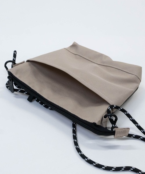 GERRY(ジェリー)の「【Y】〔GERRY/ジェリー〕撥水加工 メッシュポケット サコッシュ(ショルダーバッグ・メンズ・ブラック/チャコールグレー/マルチ/ベージュ・FREE)」の9枚目の写真