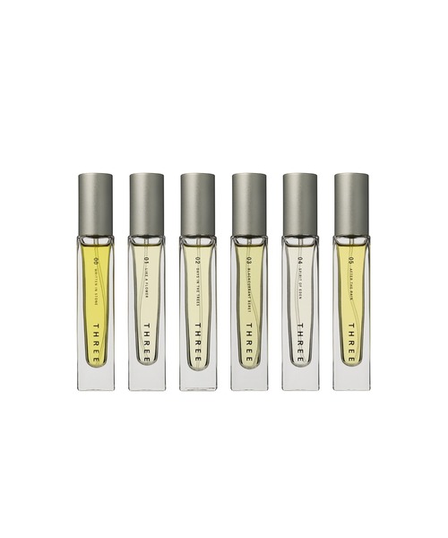 THREE エッセンシャルセンツ R（10mL）02 DAYS IN THE TREES（香水