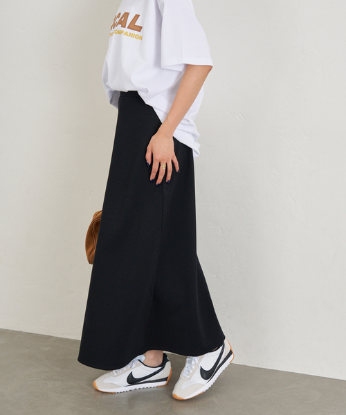 U by SPICK&SPAN（ユーバイスピックアンドスパン）の「《WEB限定/追加》カットフレアスカート（スカート・レディース・ブラウン/ブラック・36/38）」の6枚目の写真