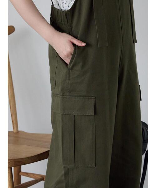 ehka sopo（エヘカソポ）の「カーゴサロペット（サロペット/オーバーオール・レディース・ブラック/ライトベージュ/カーキ・F）」の4枚目の写真