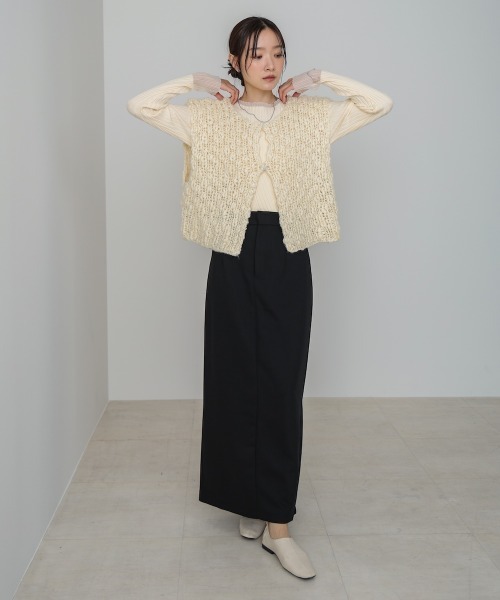 Bab(バブ)の「ハンドニットベスト(ベスト・レディース・アイボリー/ブラック・FREE)」の4枚目の写真