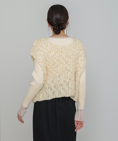 Bab(バブ)の「ハンドニットベスト(ベスト・レディース・アイボリー/ブラック・FREE)」の8枚目の写真