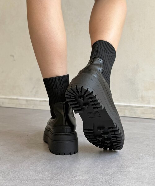 CPCM（シーピーシーエム）の「厚底ニットブーツ（ブーツ・レディース・ブラウン/ブラック/アイボリー・MEDIUM/LARGE）」の6枚目の写真