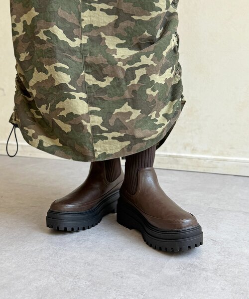 CPCM（シーピーシーエム）の「厚底ニットブーツ（ブーツ・レディース・ブラウン/ブラック/アイボリー・MEDIUM/LARGE）」の13枚目の写真