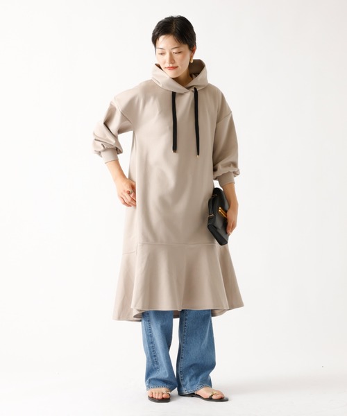 DESIGNWORKS(デザインワークス)の「ダンボールフード付ワンピース(ワンピース・レディース・ベージュ/オフホワイト・フリー)」の5枚目の写真