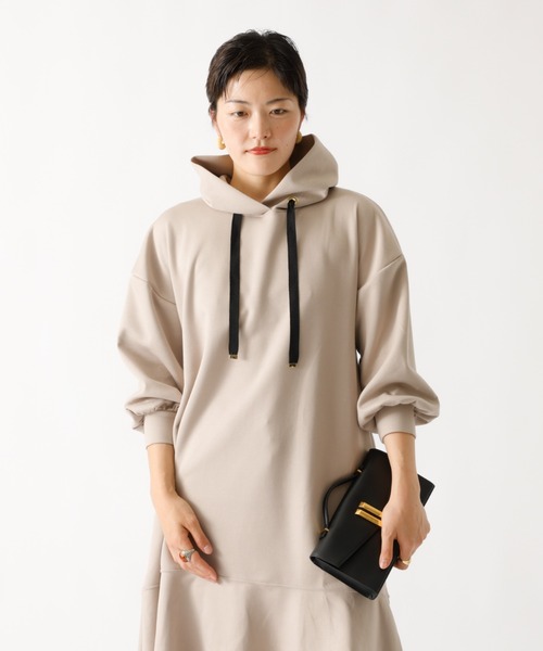 DESIGNWORKS(デザインワークス)の「ダンボールフード付ワンピース(ワンピース・レディース・ベージュ/オフホワイト・フリー)」の9枚目の写真